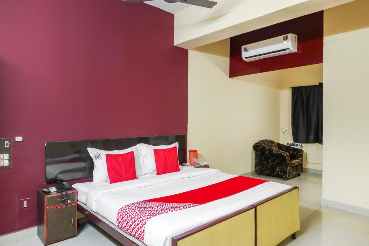Oyo 45895 Hotel Blue Nile Ченнаї Екстер'єр фото